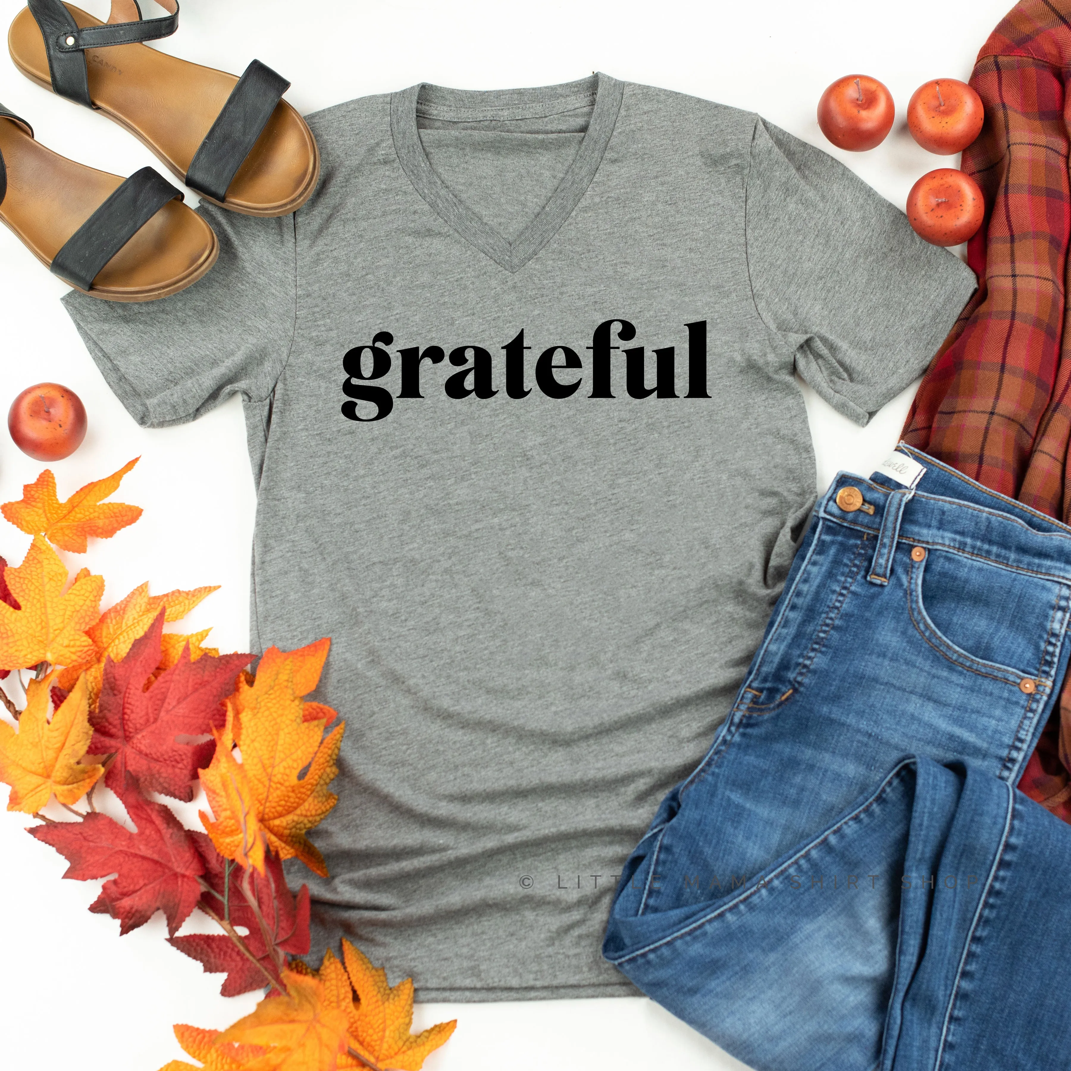 Grateful (block) - Black or White Design - Unisex Tee