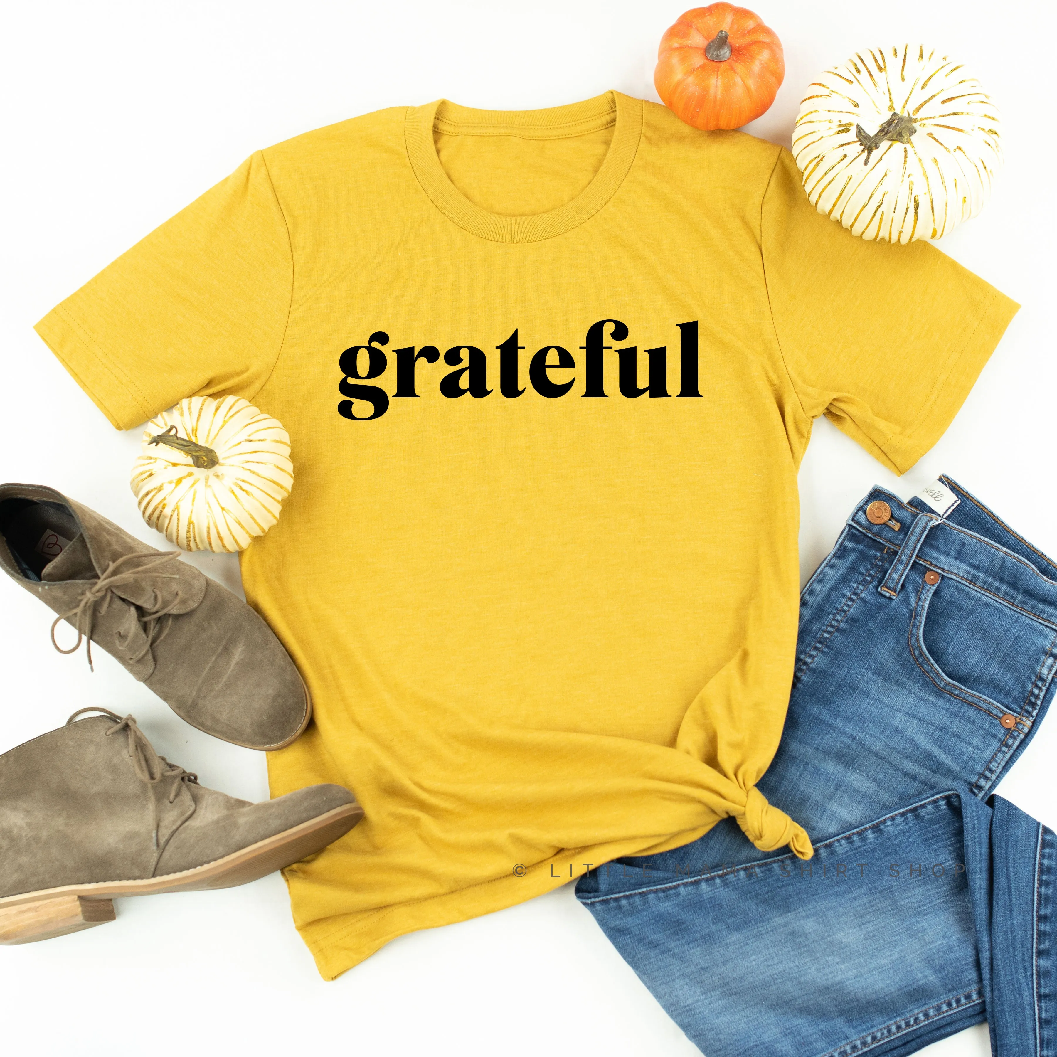 Grateful (block) - Black or White Design - Unisex Tee